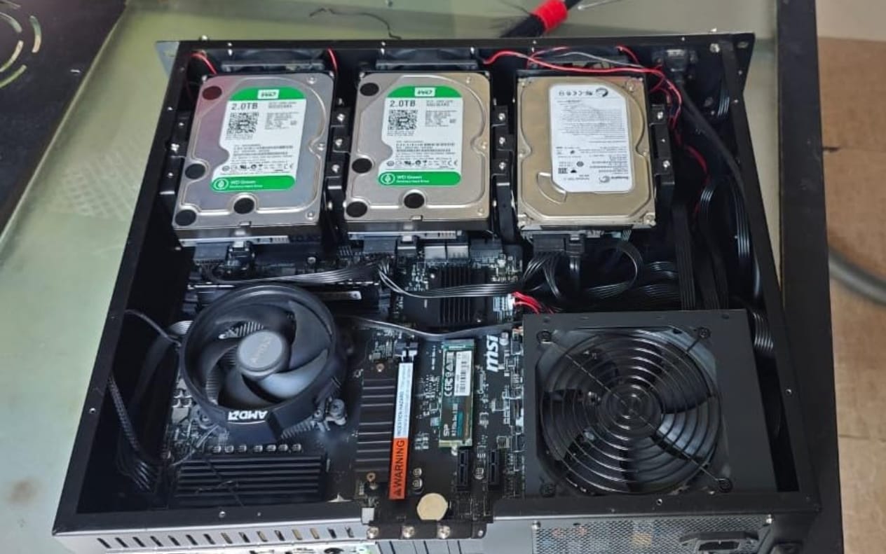 AMD Ryzen 7 7700 - View 1